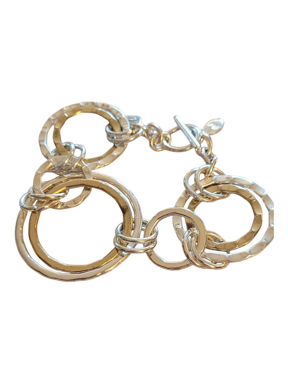 🥳4/$75!🥳 Silver & Gold-Tone Interlocking Circle Bracelet